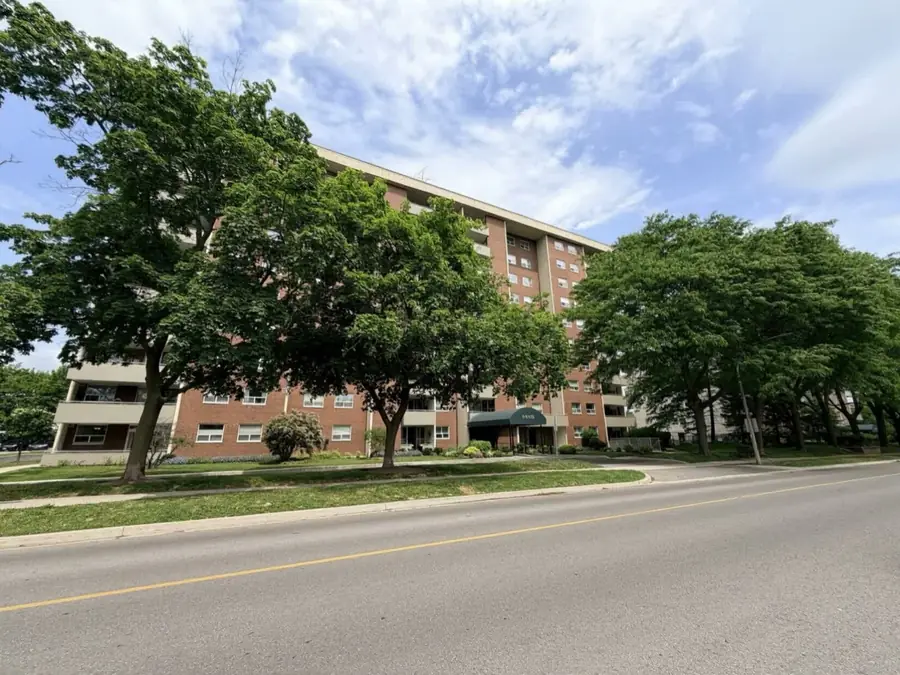 1415 Ghent Avenue, Burlington — the building exterior seen from the street